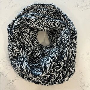 chunky knit infinity scarf